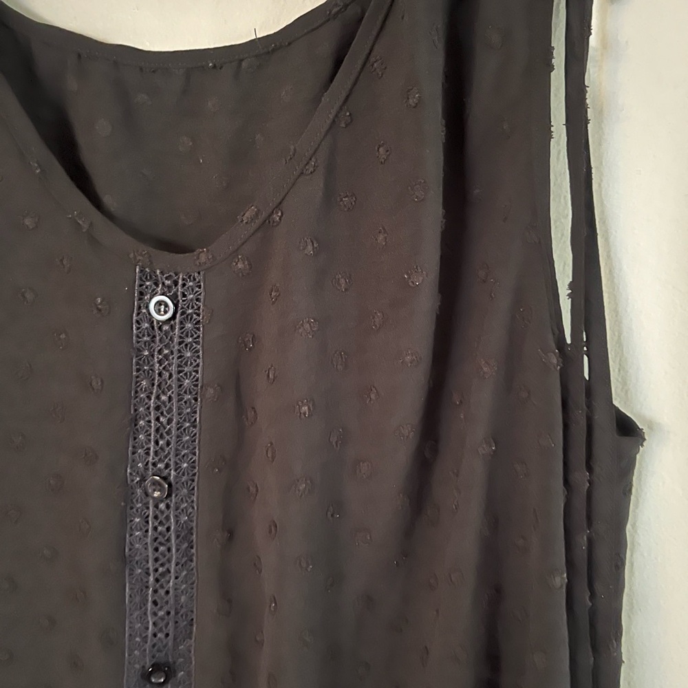 Black Sleeveless Tie-Shoulder Women's Sleeveless Top - Picture 4 of 4